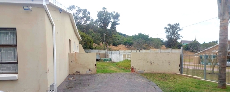 4 Bedroom Property for Sale in Fairbridge Heights Eastern Cape
